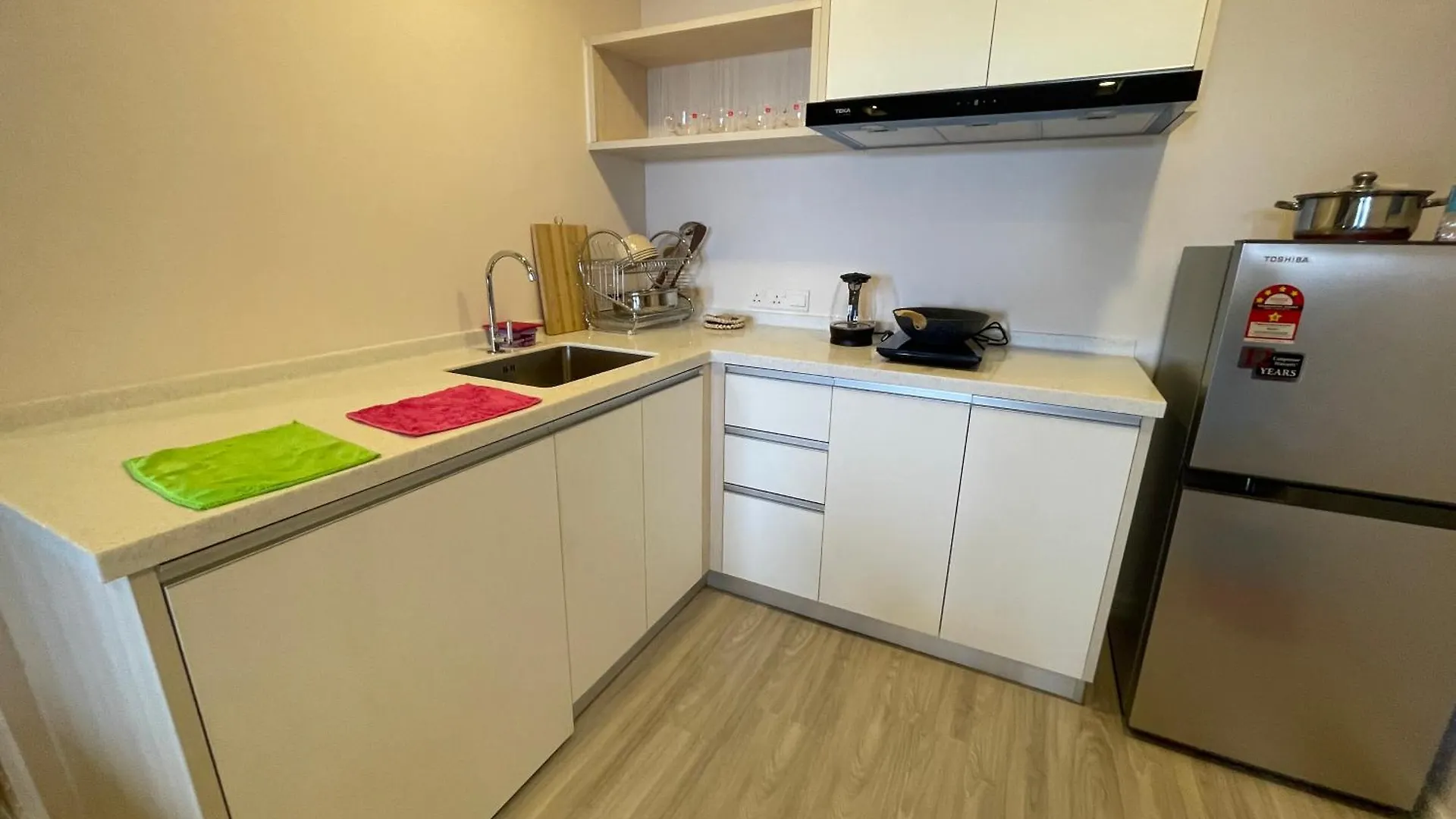 Apartment Aru Suites Homestay Wifi,Carpark,24H Check In,Water Filter By R2 Residence Kota Kinabalu